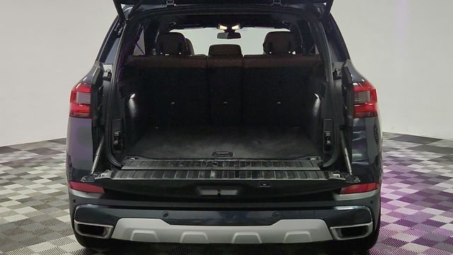 Used 2020 Gray BMW sDrive40i image 20