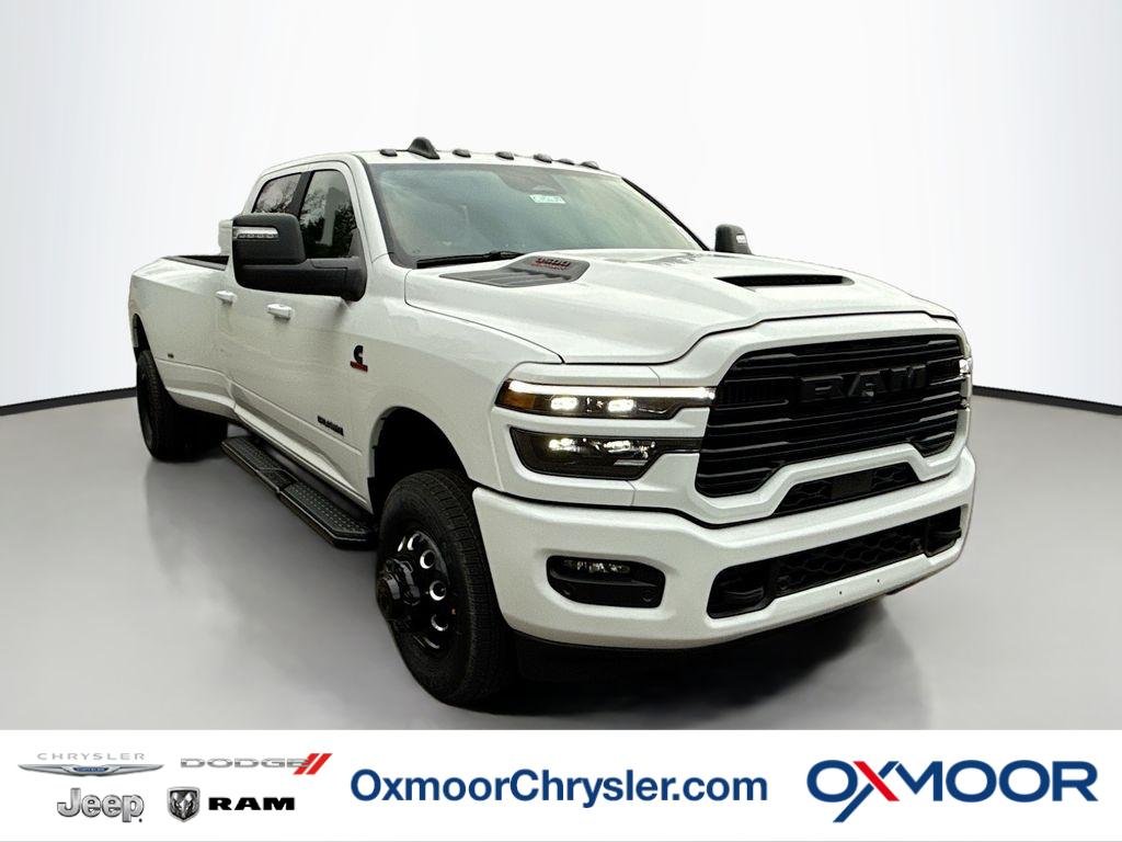 New 2026 Bright White Clear-Coat Exterior Paint RAM Laramie image 1