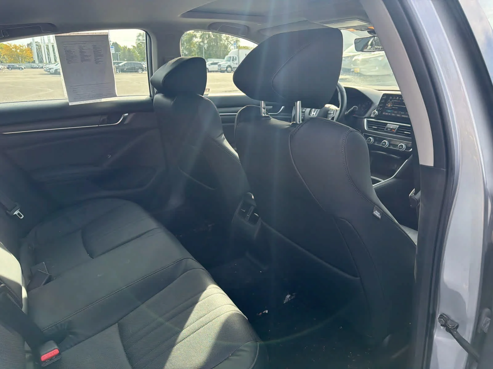 Certified Used 2018 Silver Honda EX-L 1.5T image 9