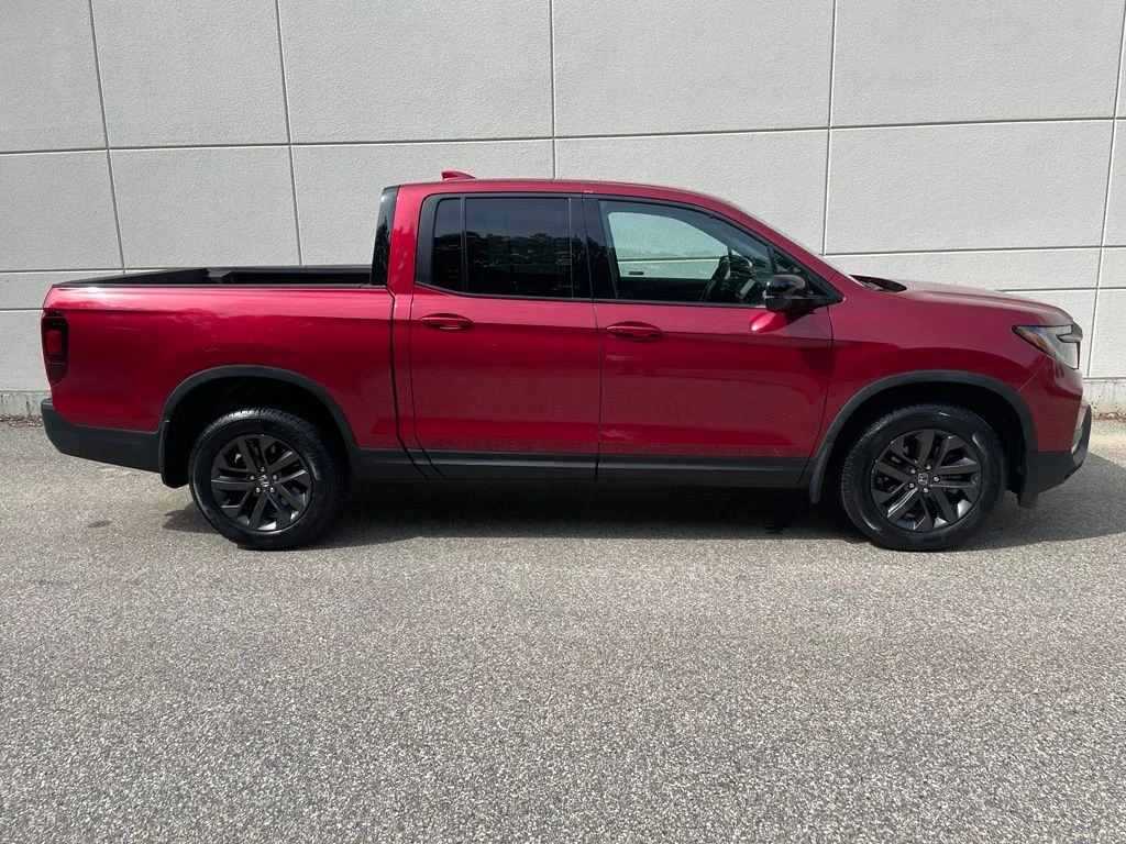 Used 2021 Radiant Red Metallic II Honda AWD SPORT image 5