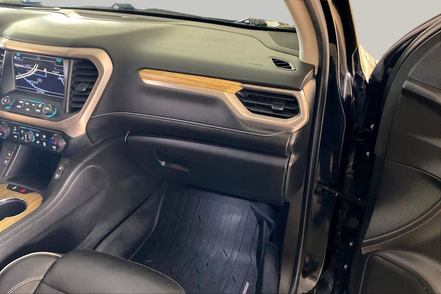 Used 2019 Ebony Twilight Metallic GMC Denali image 16