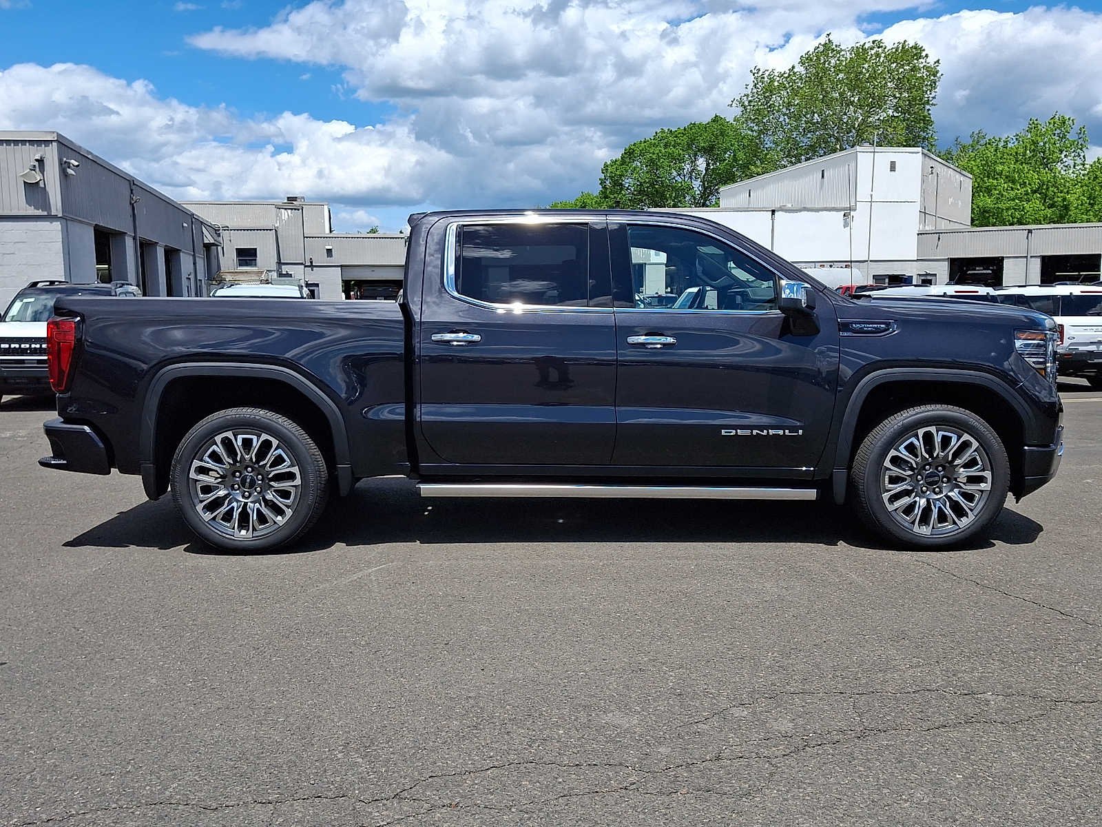 Used 2026 Titanium Rush Metallic GMC Denali Ultimate image 7