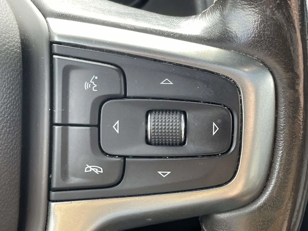 Certified Used 2021 Black Chevrolet Z71 image 34