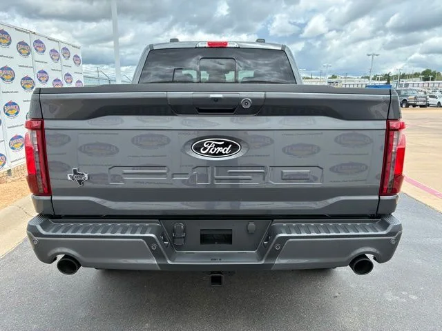 New 2026 Carbonized Gray Metallic Ford XLT image 5