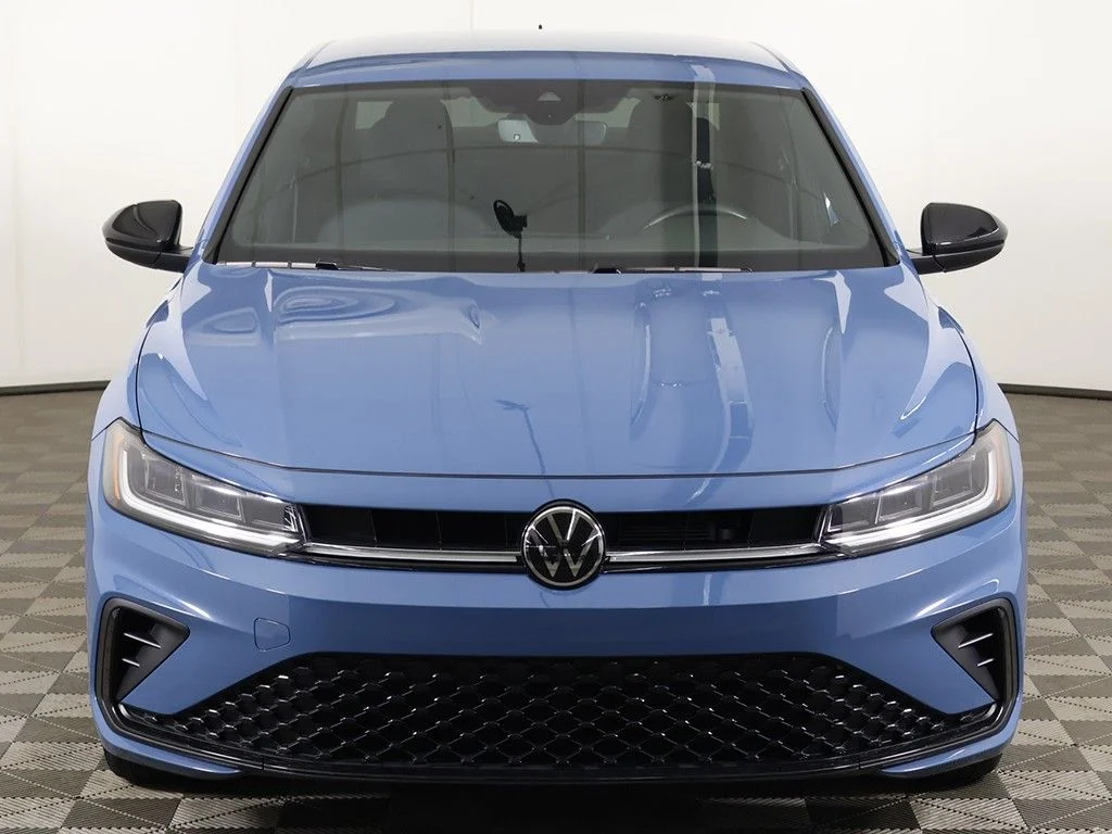Used 2025 Blue Volkswagen 1.5T Sport image 10