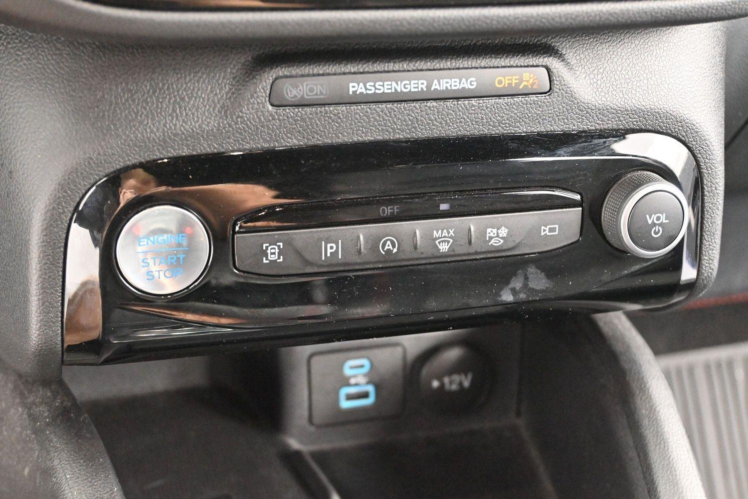Used 2023 Atlas Blue Ford ST-Line Elite image 26