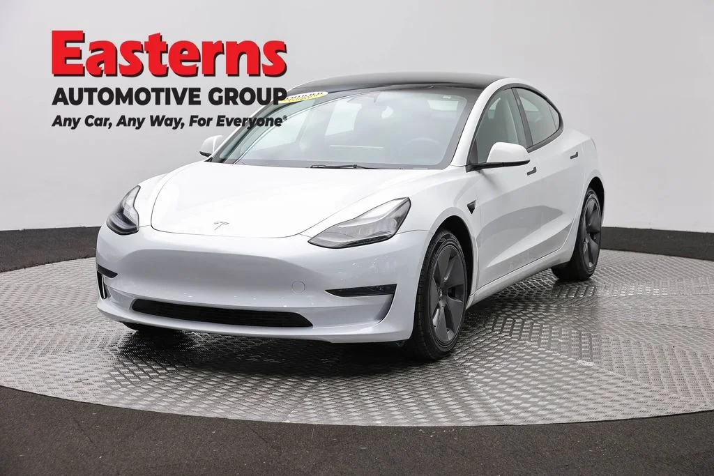 Used 2023 White Tesla Base image 1