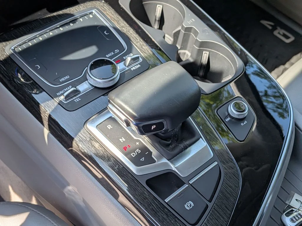 Used 2018 White Audi 3.0T Premium Plus image 20