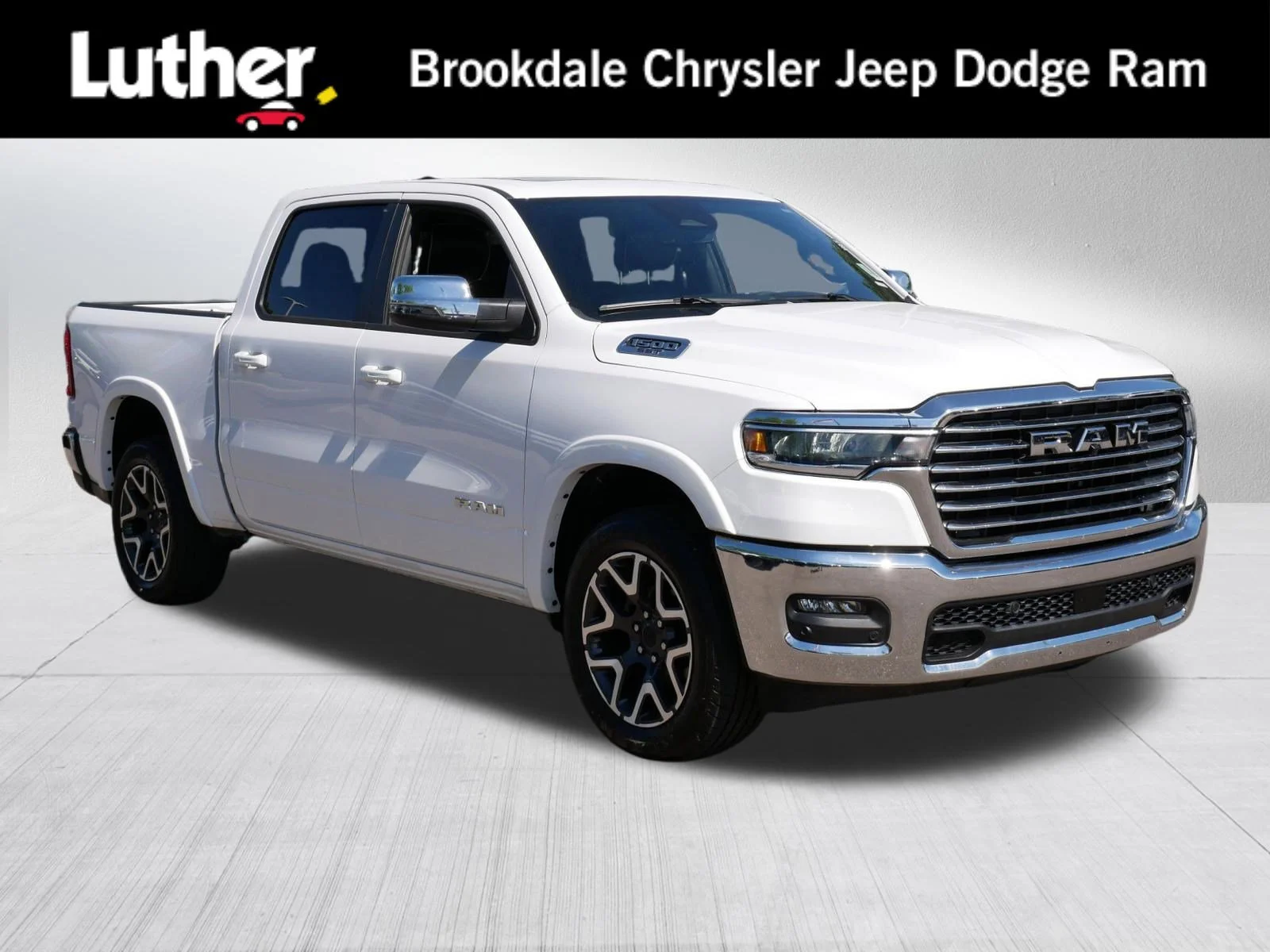 2025 RAM 1500 Laramie 4x4 Crew Cab 5'7's photo
