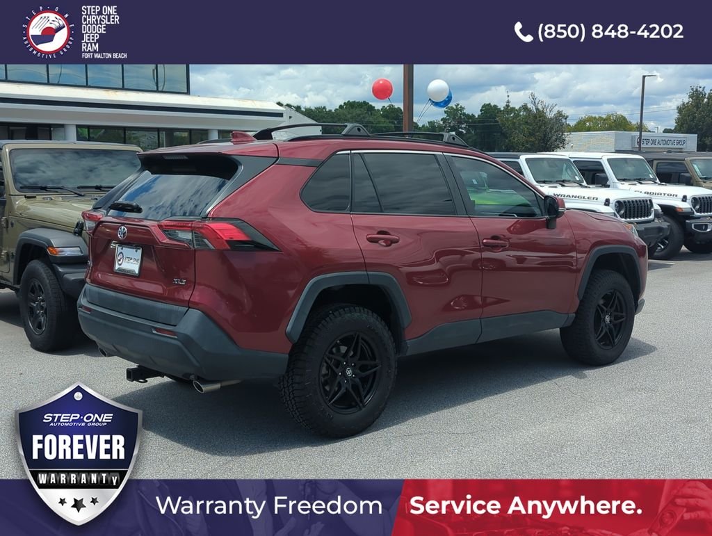 Used 2019 Red Toyota XLE image 6