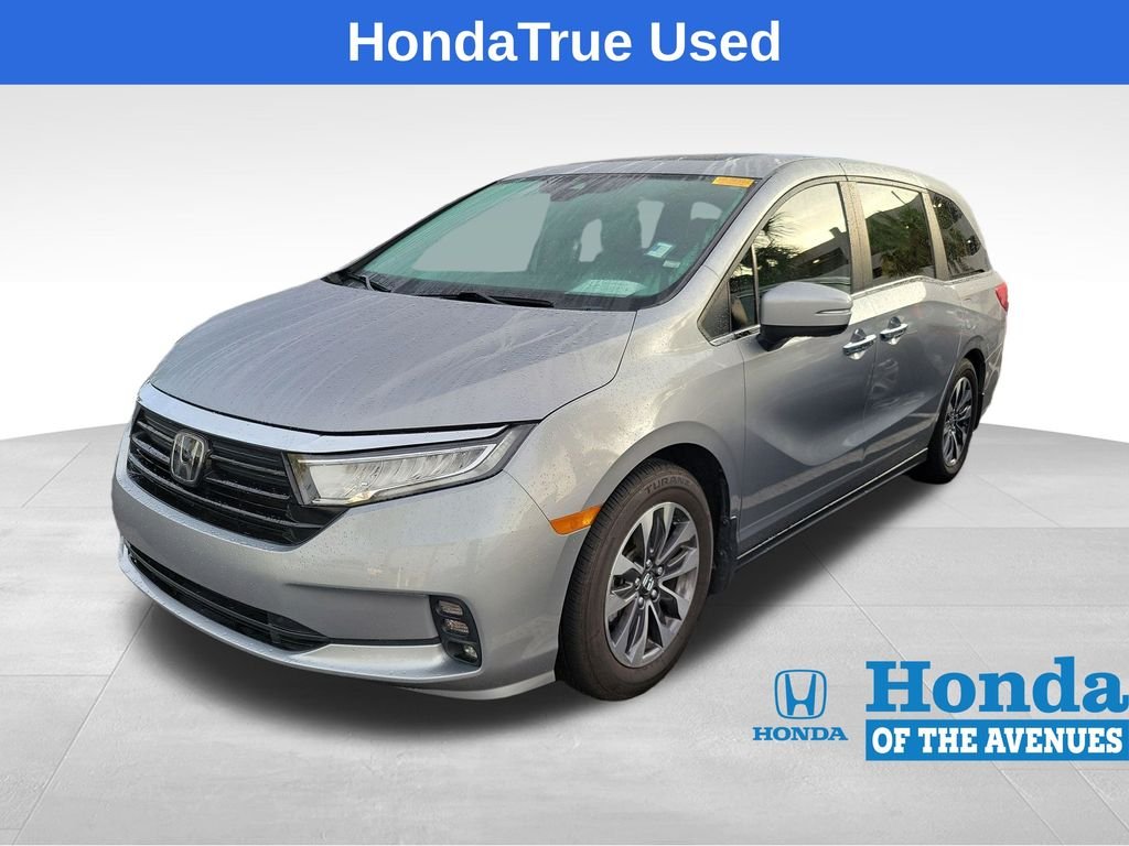 Certified Used 2021 Lunar Silver Metallic Honda EX-L image 4