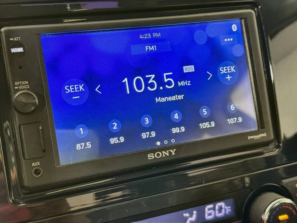Used 2015 Blue Nissan 3.5 SL image 16