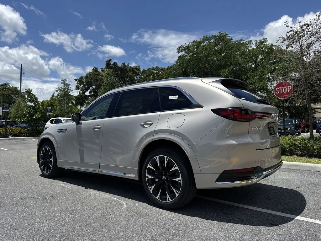 New 2026 Platinum Quartz Metallic Mazda 3.3 Turbo S Premium Plus AWD image 26