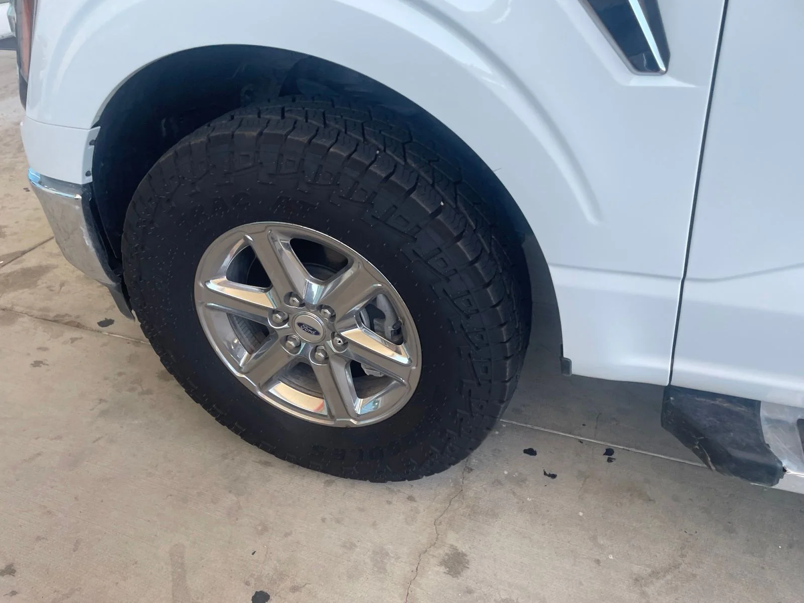 Used 2024 White Ford XLT image 22