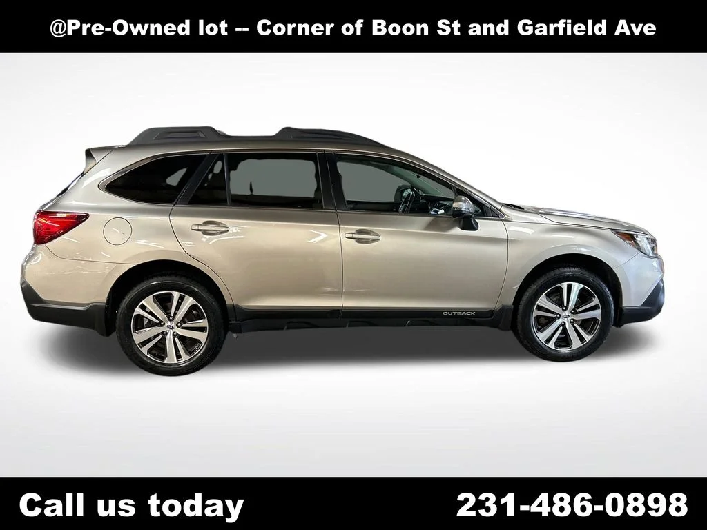 Used 2018 Gray Subaru 2.5i image 6