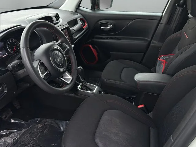 Used 2023 White Jeep Trailhawk image 14