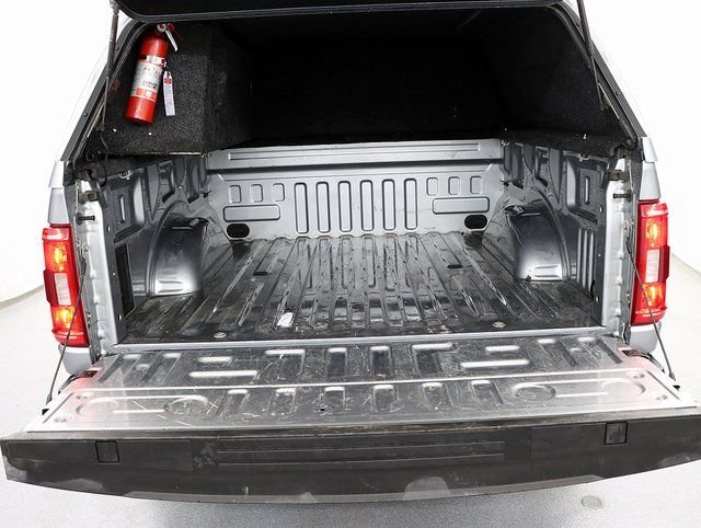 Used 2022 Silver Ford XLT image 7