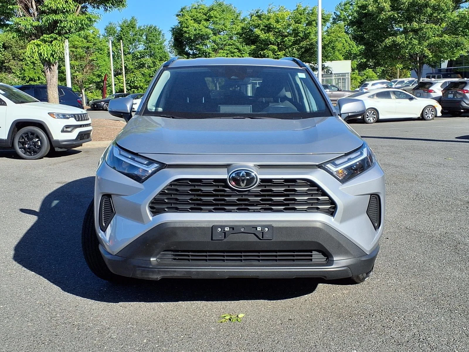Used 2024  Toyota XLE image 8