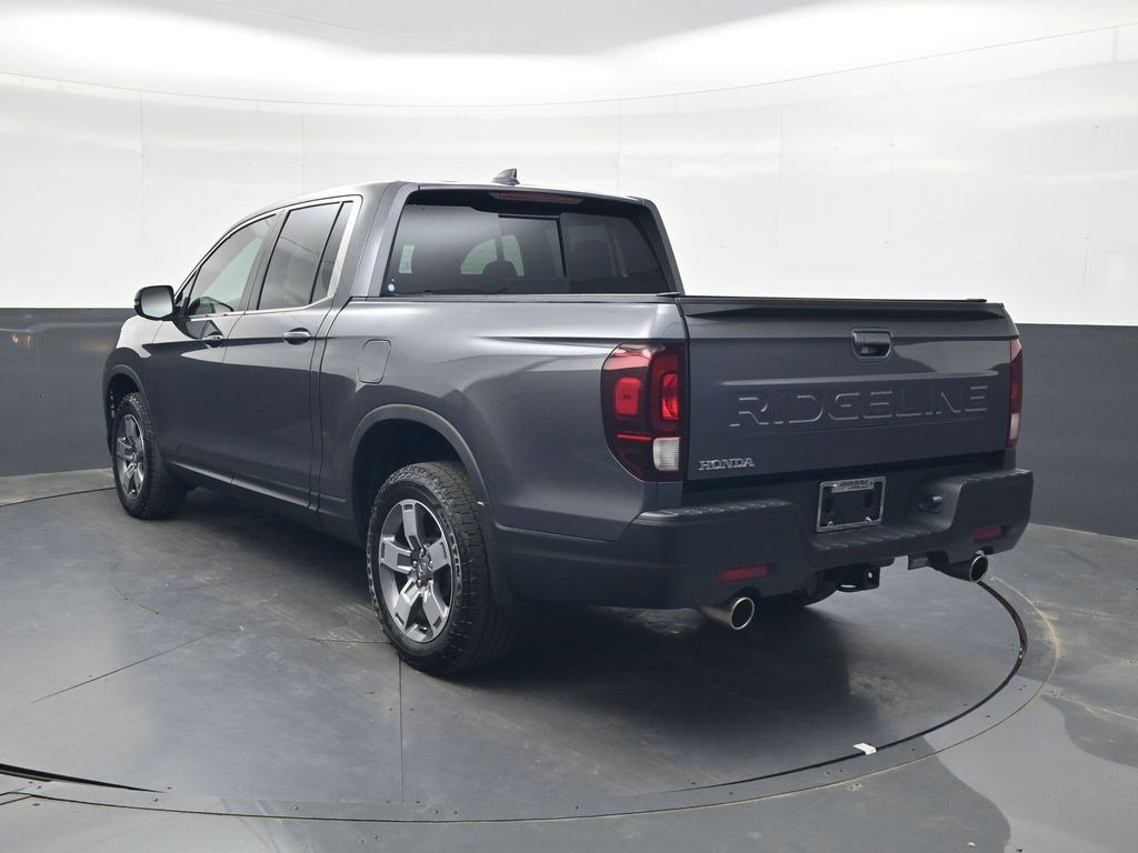 Certified Used 2024 Modern Steel Metallic Honda RTL image 6