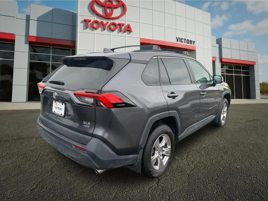 Used 2023 Gray Toyota XLE image 3