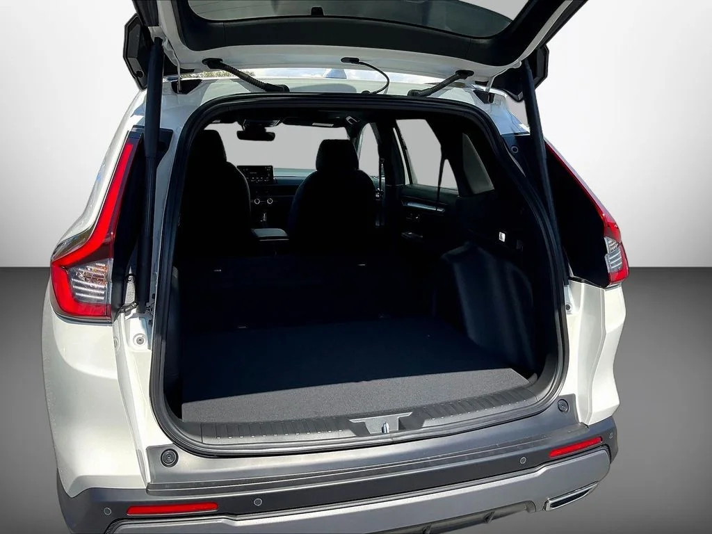 New 2026 Platinum White Pearl Honda AWD Sport-L Hybrid image 8