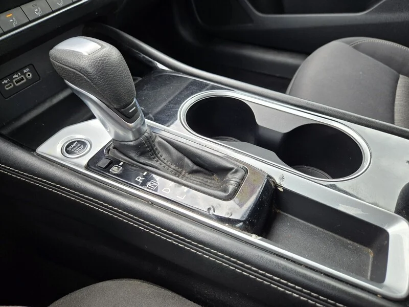 Used 2023 Brilliant Silver Metallic Nissan 2.5 SV image 19