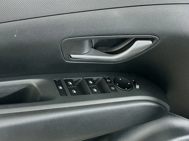 New 2026 Gray Hyundai SEL image 10