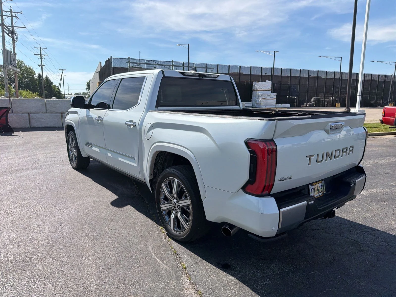 Used 2023 Pearl Toyota Capstone image 5