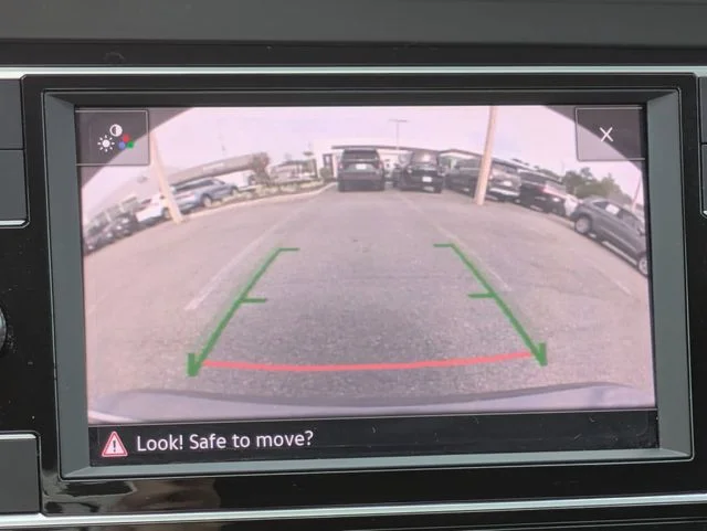 Certified Used 2019 Gray Volkswagen 1.4T S image 19