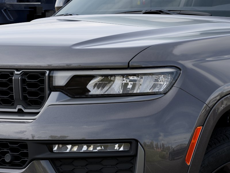 New 2026 Baltic Gray Metallic Clear-Coat Exterior Paint Jeep Limited image 10