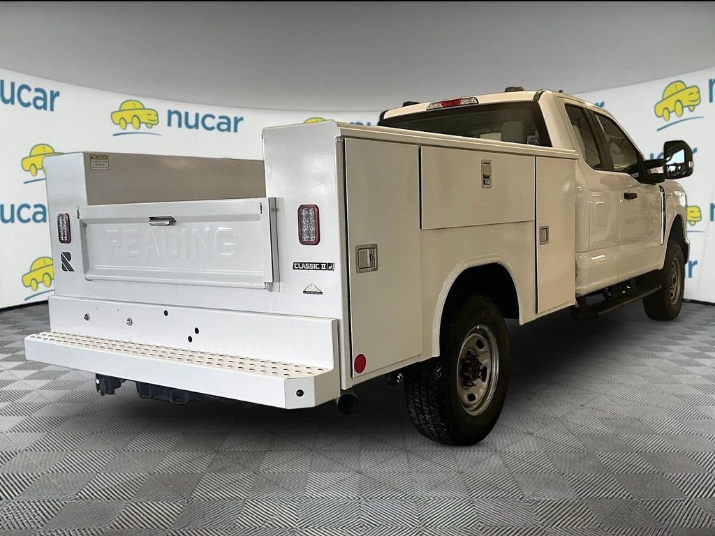New 2026 Oxford White Ford XL image 7