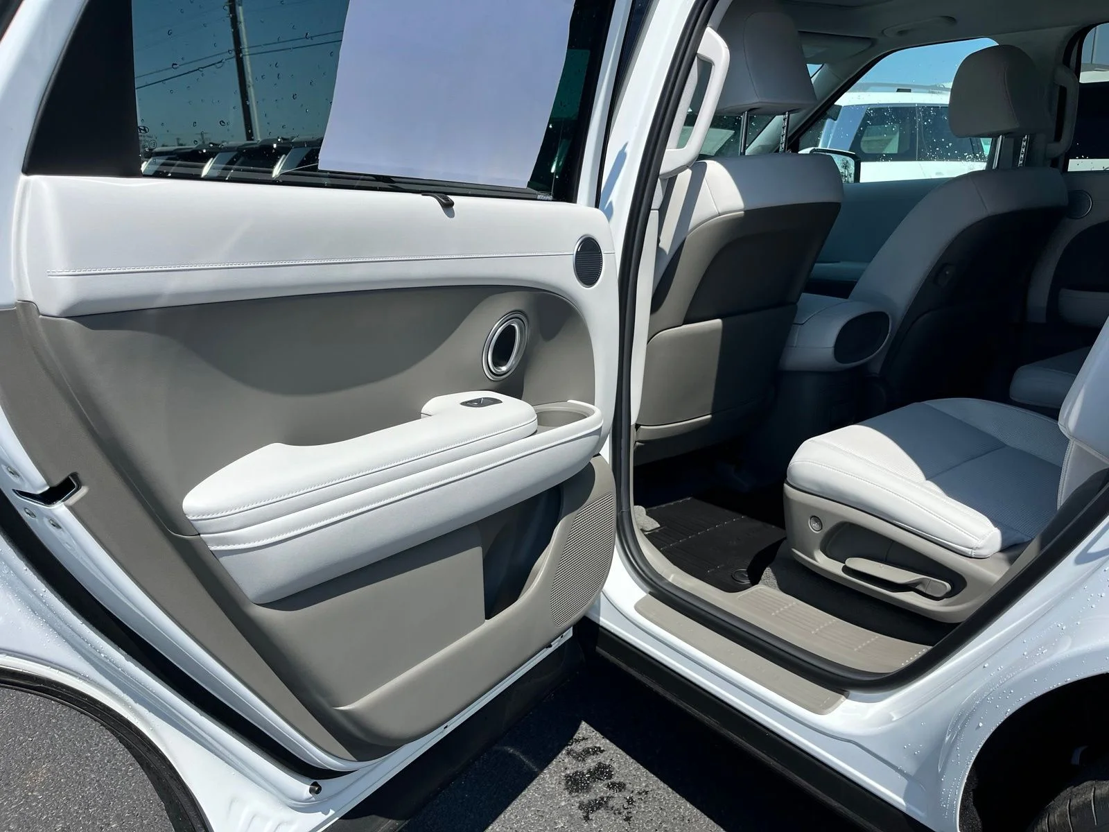 New 2026 White Hyundai Blue SEL Premium image 16