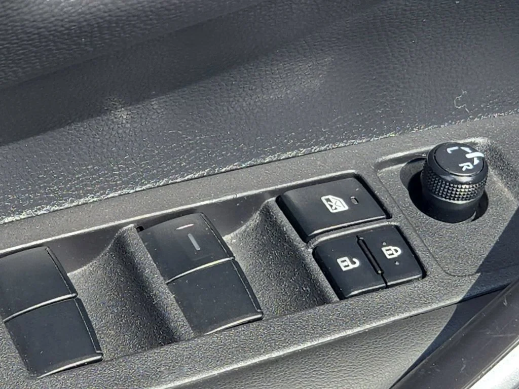 Used 2024 Ice Toyota SE image 28