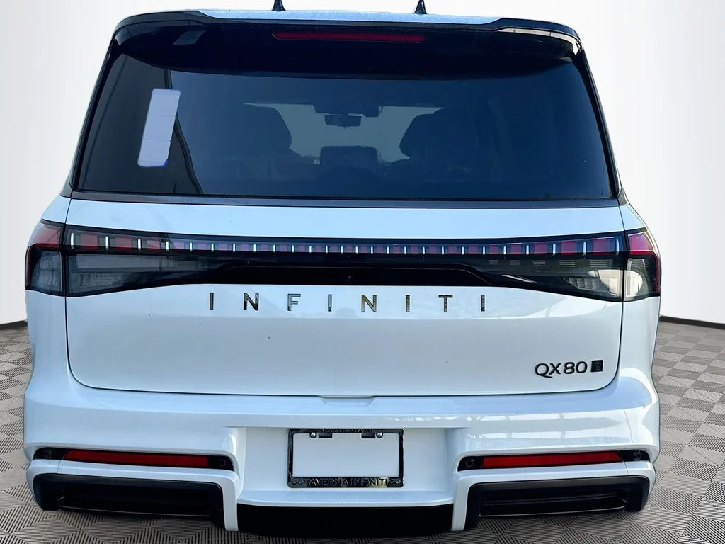 New 2026 2T RADIANT WHIT INFINITI Autograph 4WD image 6