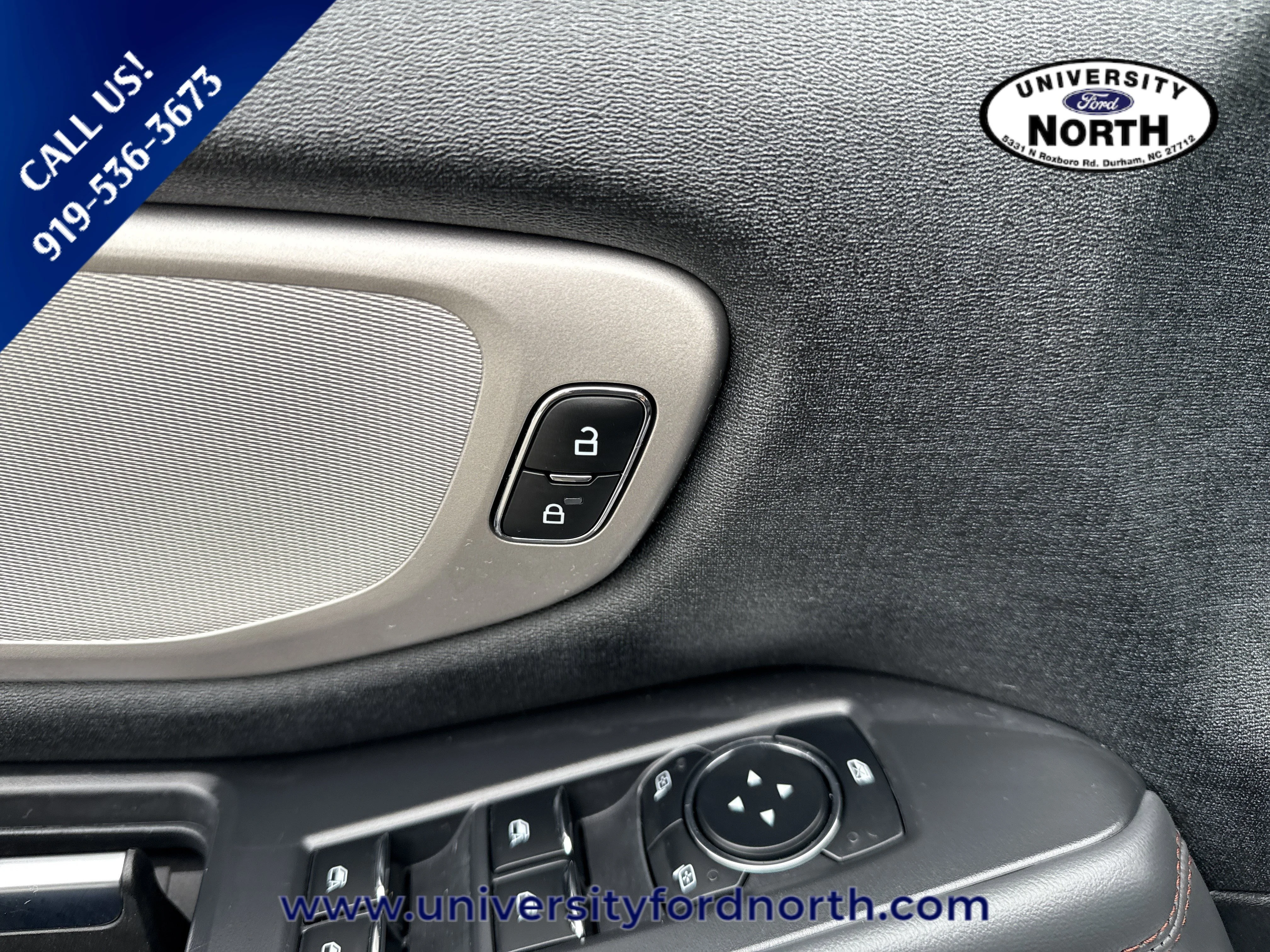 Used 2025 Agate Black Metallic Ford Active image 13