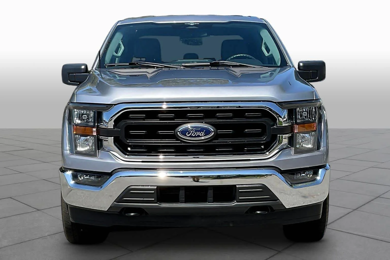 Used 2023 Iconic Silver Metallic Ford XLT image 7