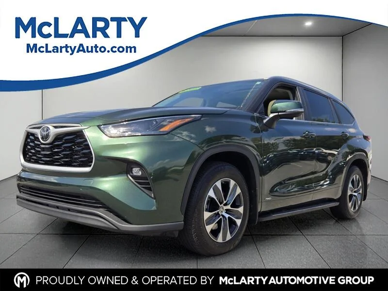 Used 2025 Cypress TOYOTA XLE image 1
