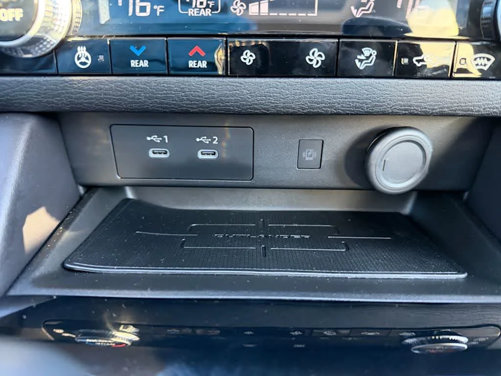 New 2026 Graphite Gray Metallic Mitsubishi SEL image 23