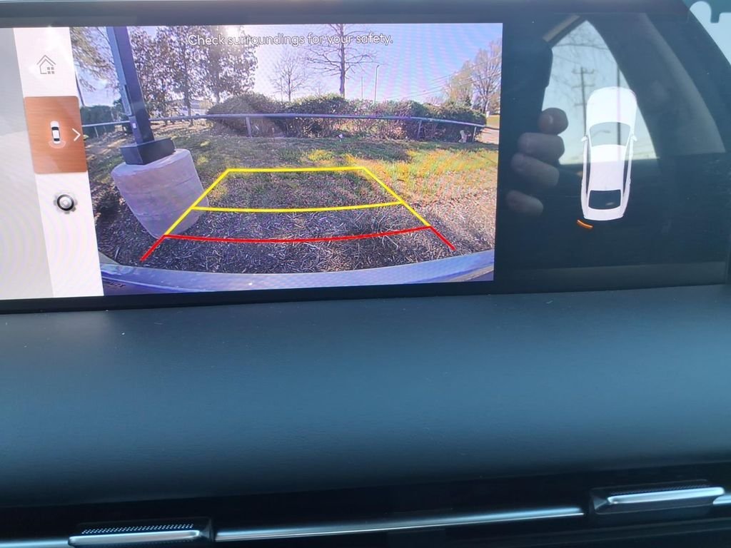 Used 2025 Silver Genesis 2.5T image 27
