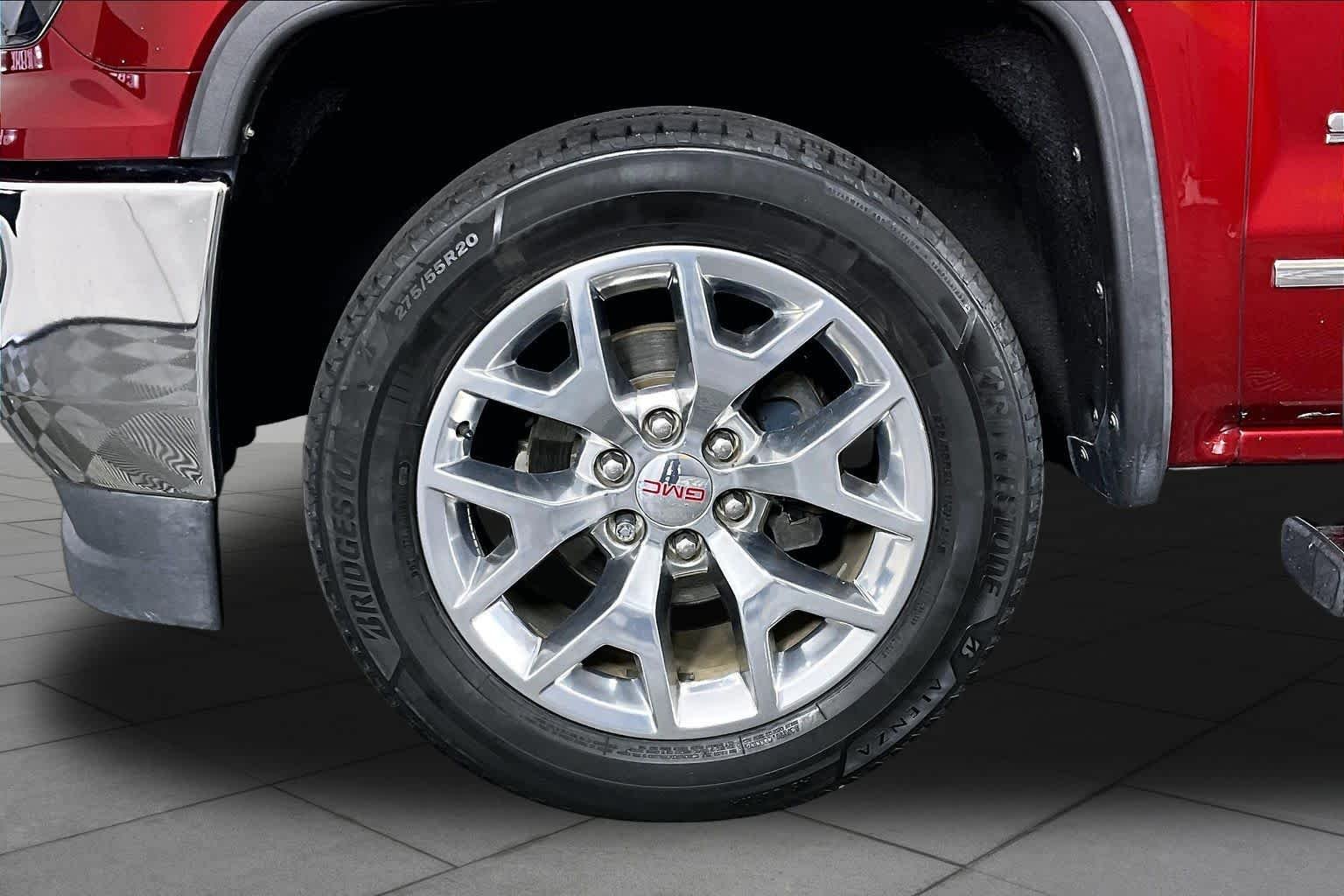 Used 2018 RED QUARTZ TINTCOAT GMC SLT image 11