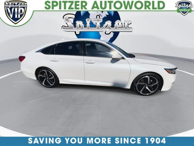 Used 2019  Honda Sport image 10