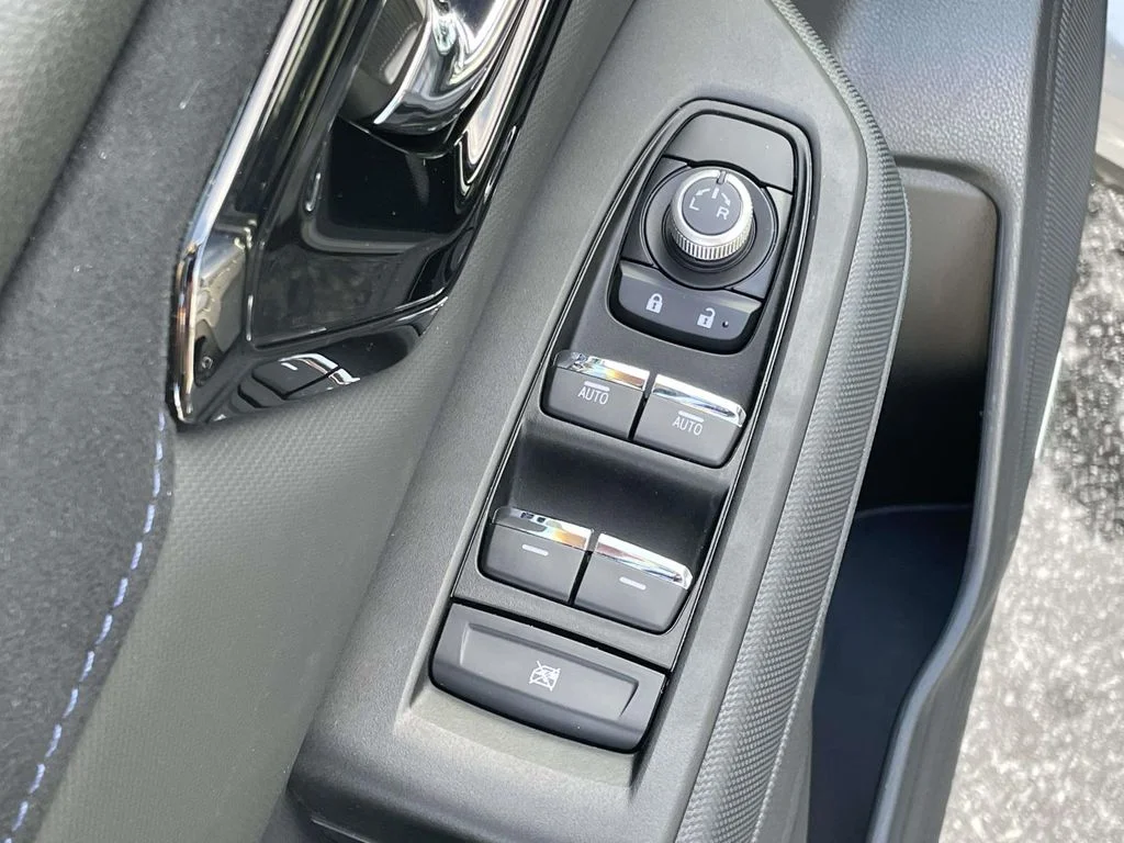 Certified Used 2026 River Rock Pearl Paint Subaru Limited image 6