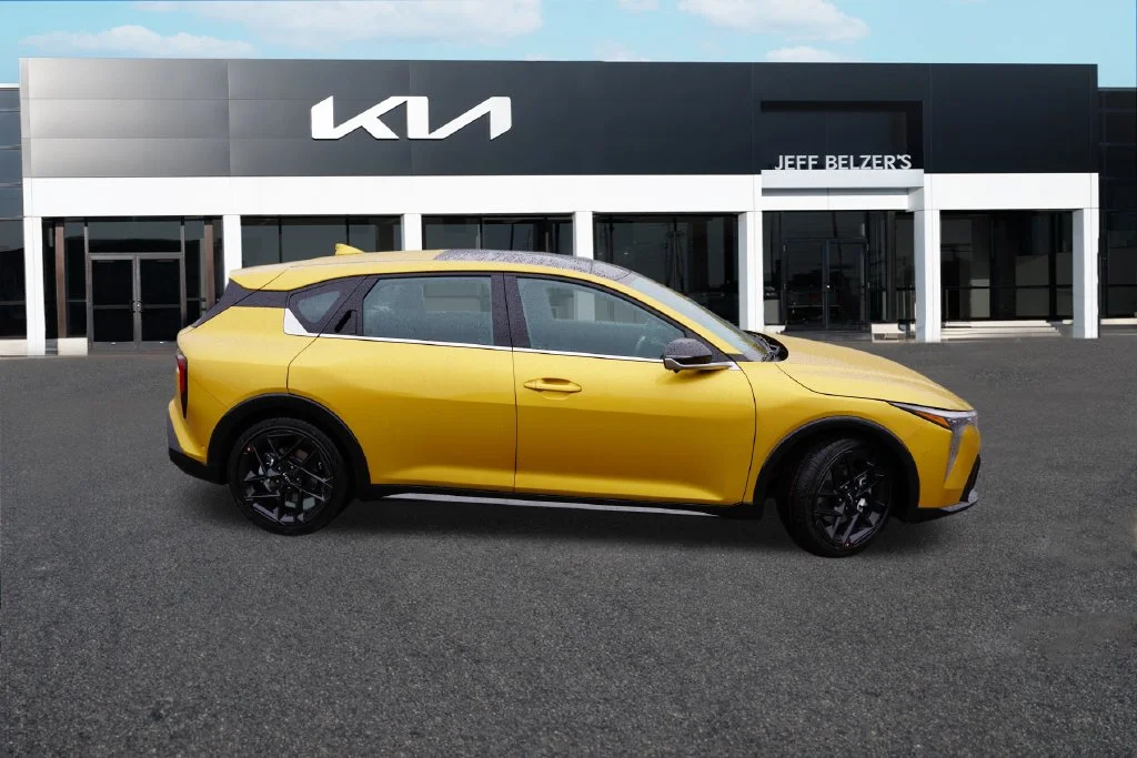 New 2027 Sparkling Yellow Kia GT-Line Turbo image 2