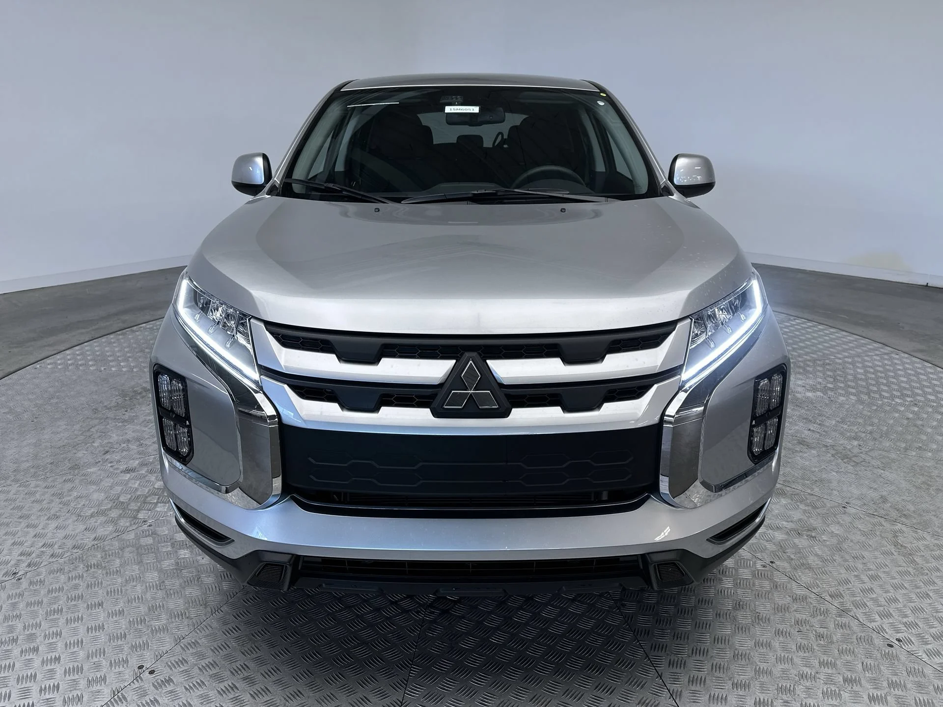 New 2026 Alloy Silver Metallic Mitsubishi ES image 27