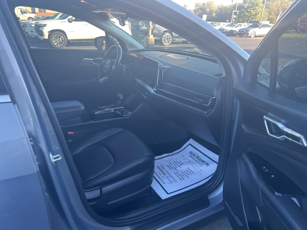 Used 2024 Silver Kia EX image 27