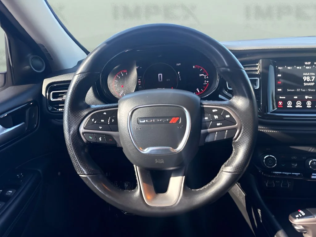 Used 2022 White Dodge SXT image 12