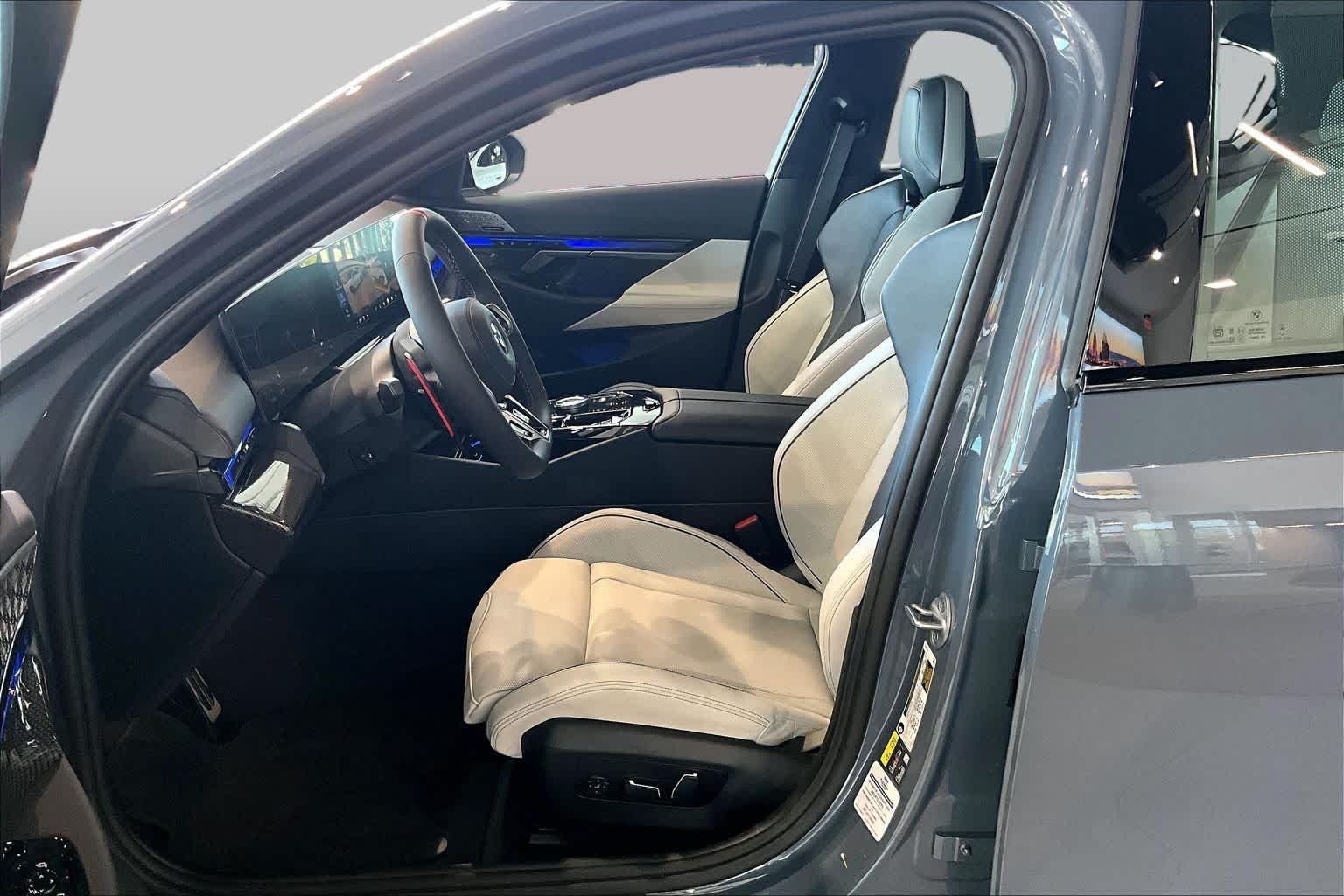 Used 2027 Storm Bay Metallic BMW  image 7