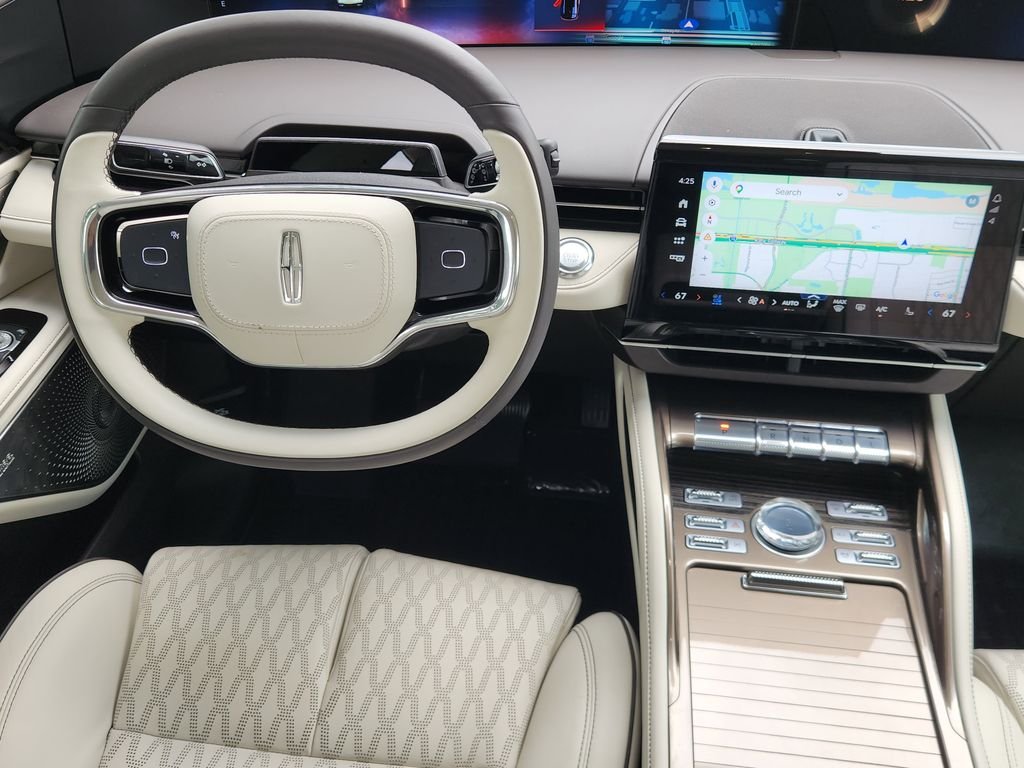 Used 2024 White Platinum Clearcoat Metallic Lincoln Black Label image 29