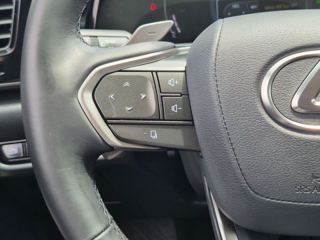 Used 2025 White Lexus 350h Premium image 33
