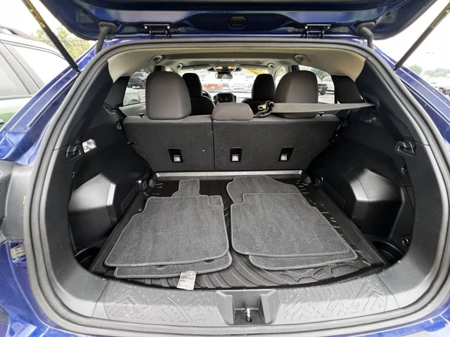 Used 2025 Sapphire Blue Pearl Subaru Premium image 12